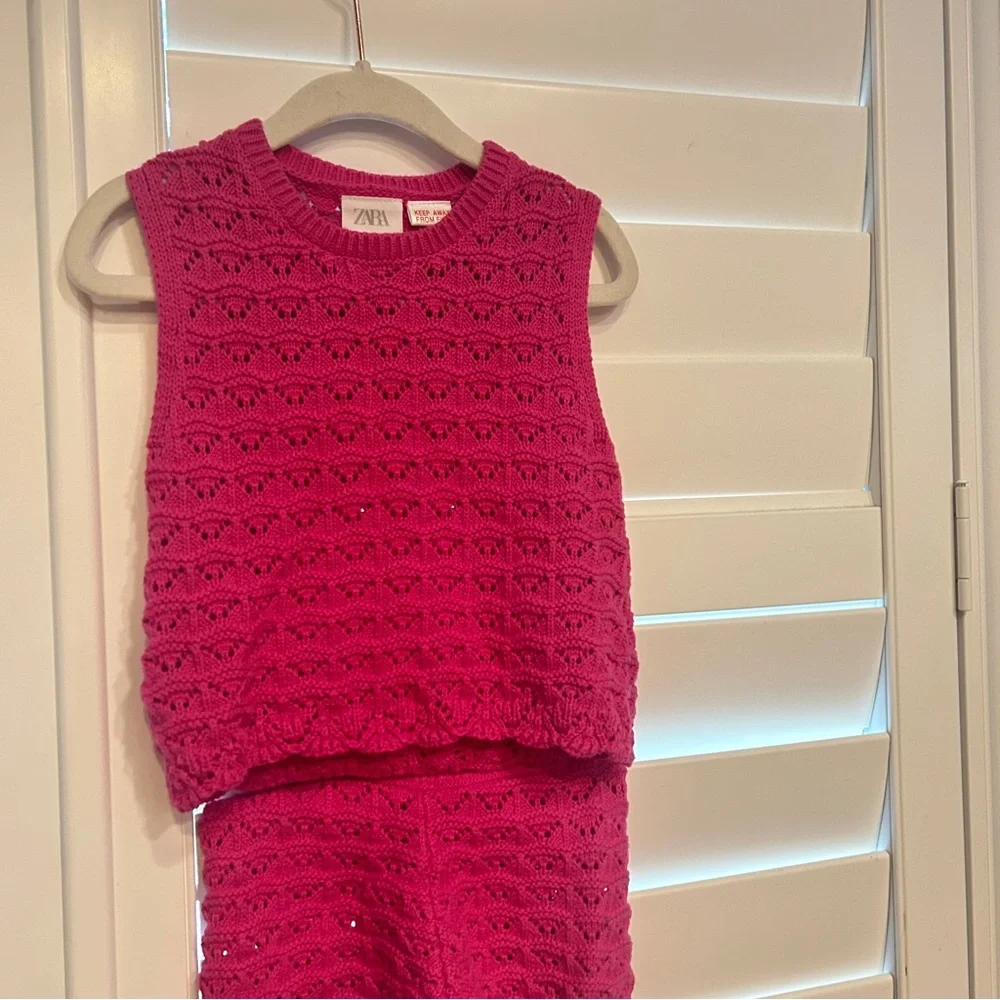 Zara Sleeveless Sweater Short Set Hot Pink Size 3